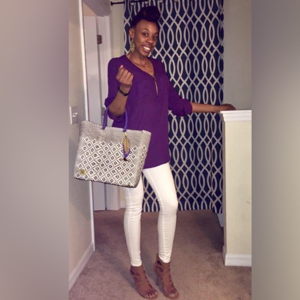 Meet your Posher, Crystal
